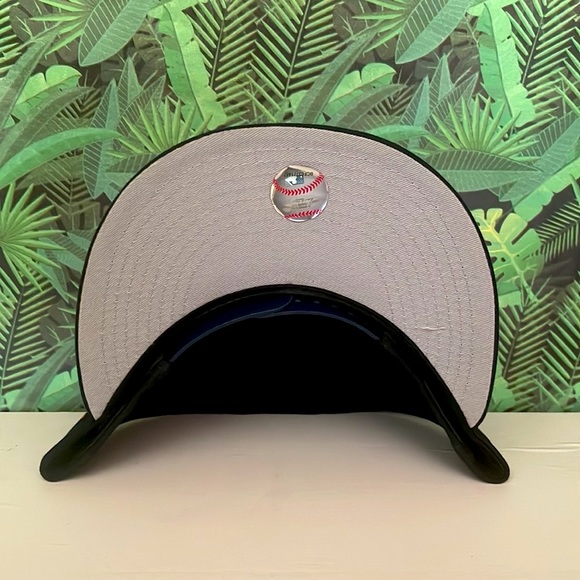 New era Houston Astros snap back hat. - Picture 5 of 5